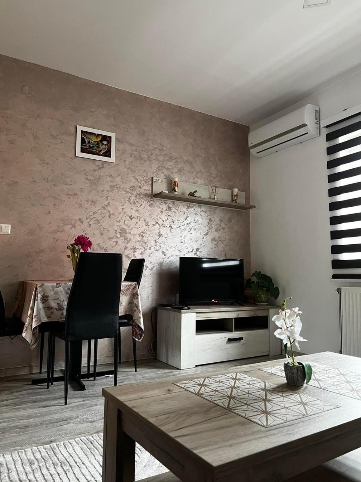 Apartmani Nikolic Višegrad Cameră foto