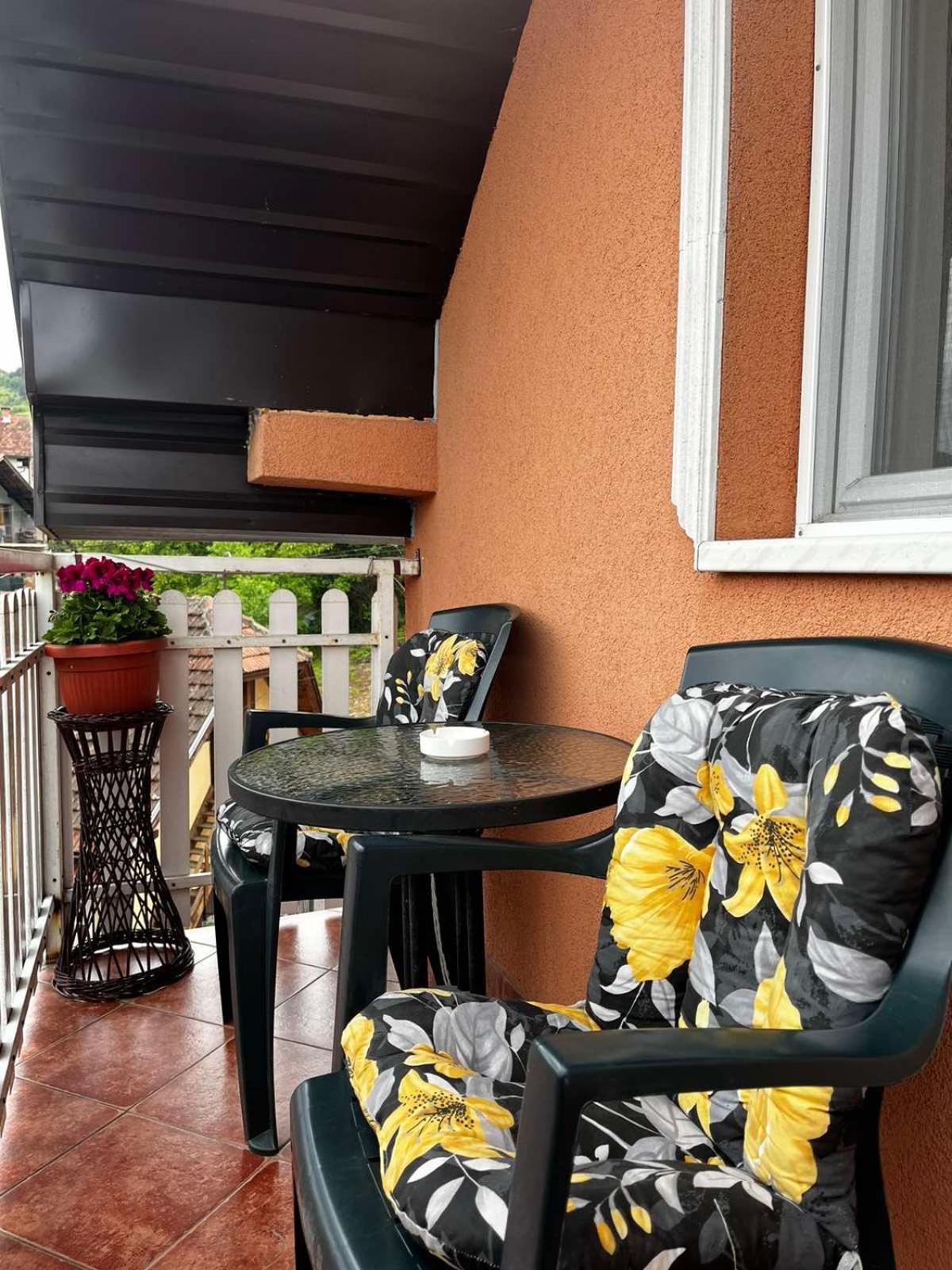 Apartmani Nikolic Višegrad Cameră foto